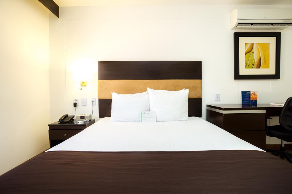 Wyndham Costa Del Sol Chiclayo Hotel ภายนอก รูปภาพ